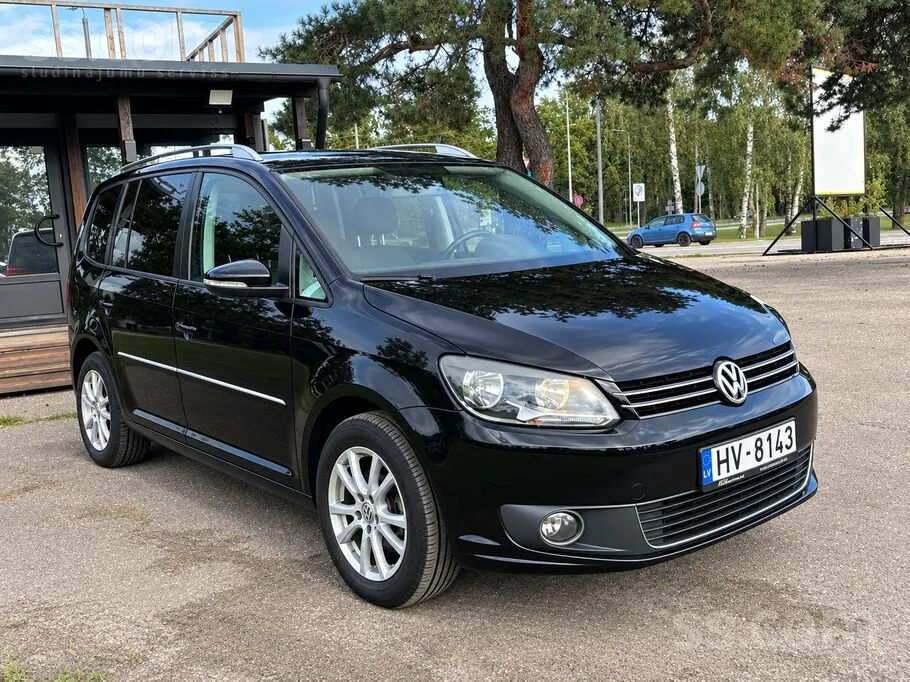 Volkswagen Touran 2012 photo 3