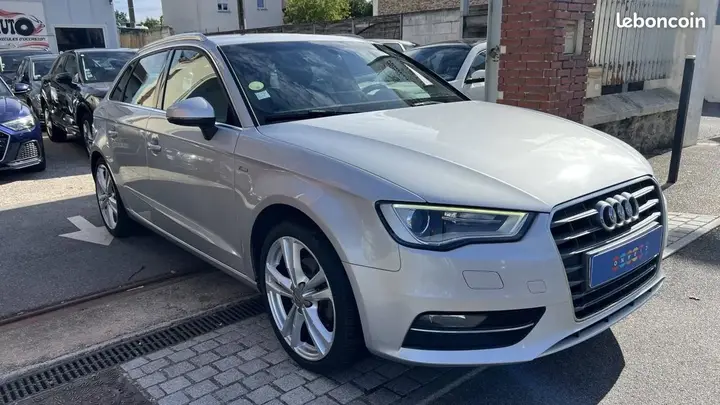 Audi A3 2014 photo 3