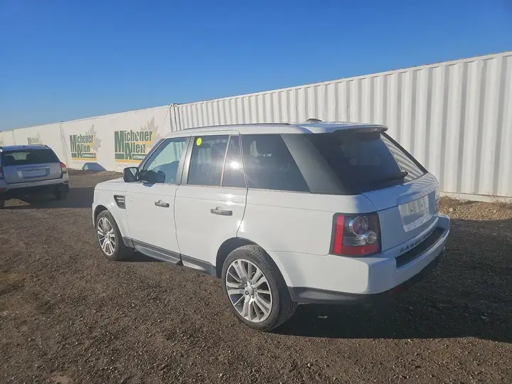 Land Rover Range Rover Sport 2011 photo 3