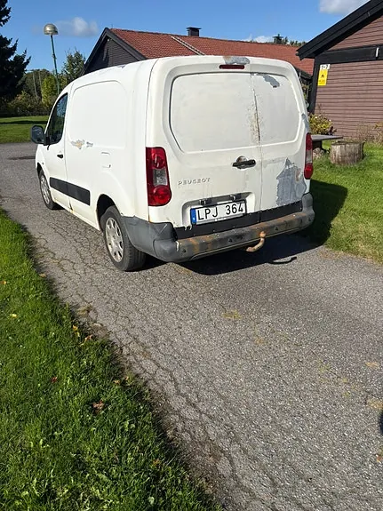 Peugeot Partner 2011 photo 3