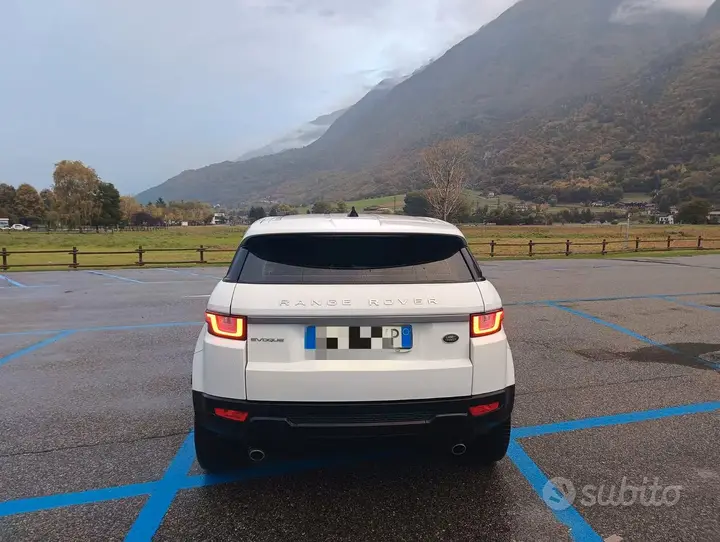 Land Rover Range Rover Evoque 2017 photo 4