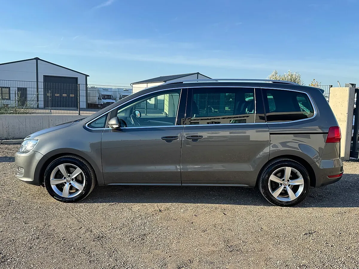 Volkswagen Sharan 2011 photo 3