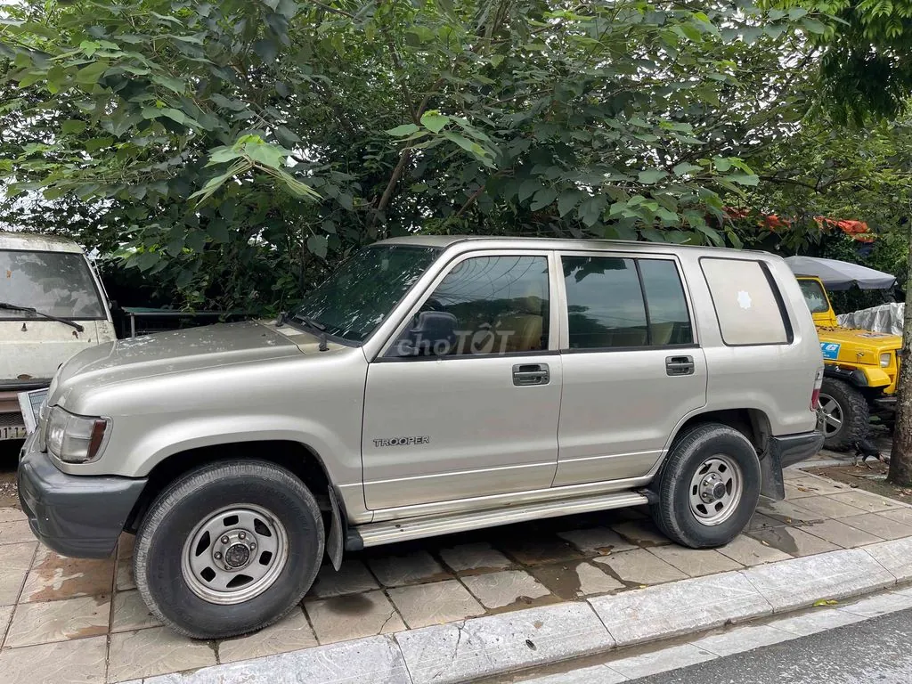 Isuzu Trooper