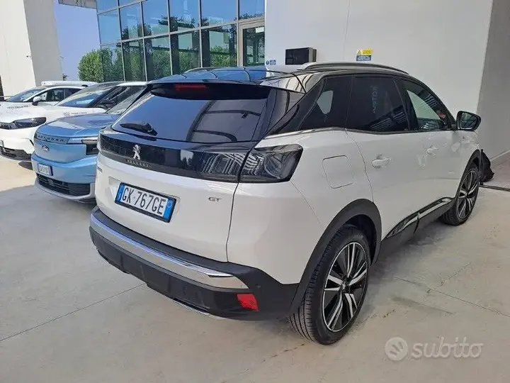 Peugeot 3008 2022 photo 2