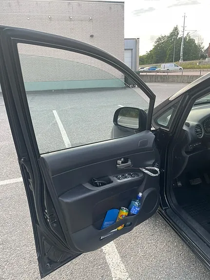 Kia Carens 2010 photo 5