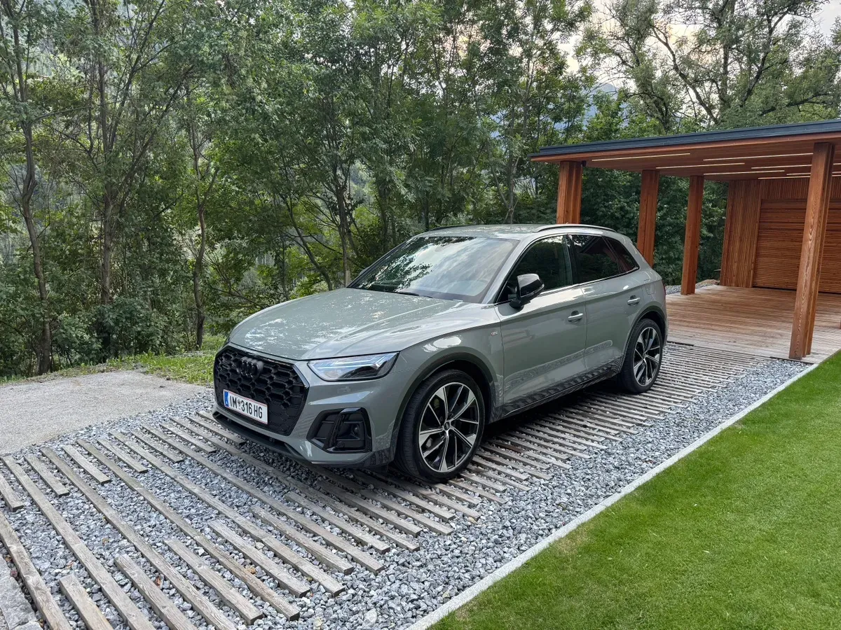 Audi Q5 2021 photo 2