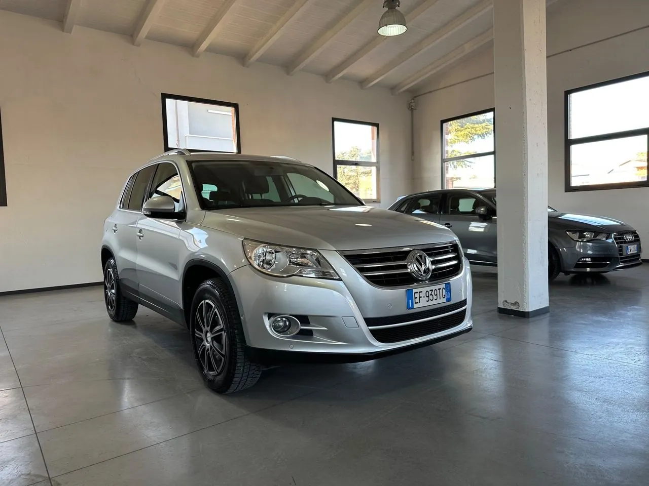 Volkswagen Tiguan 2011 photo 3