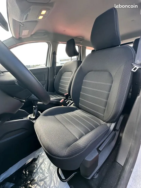 Dacia Duster 2024 photo 5