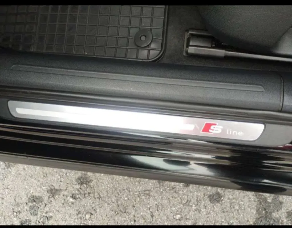 Audi A4 2012 photo 3
