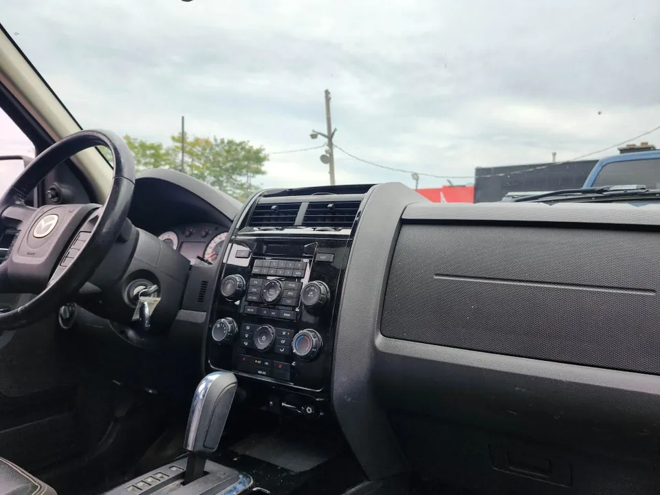 Mazda Tribute 2009 photo 5