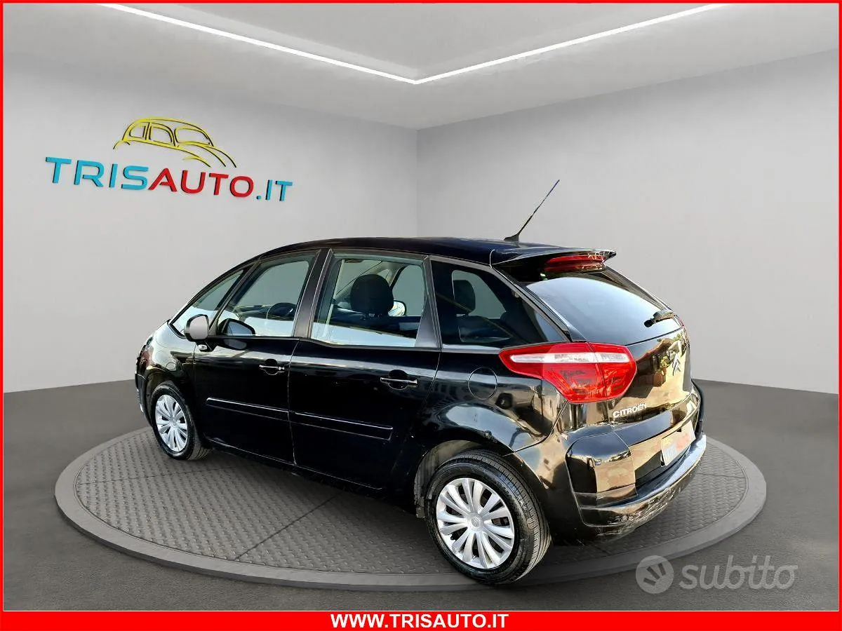 Citroen C4 Picasso 2010 photo 2