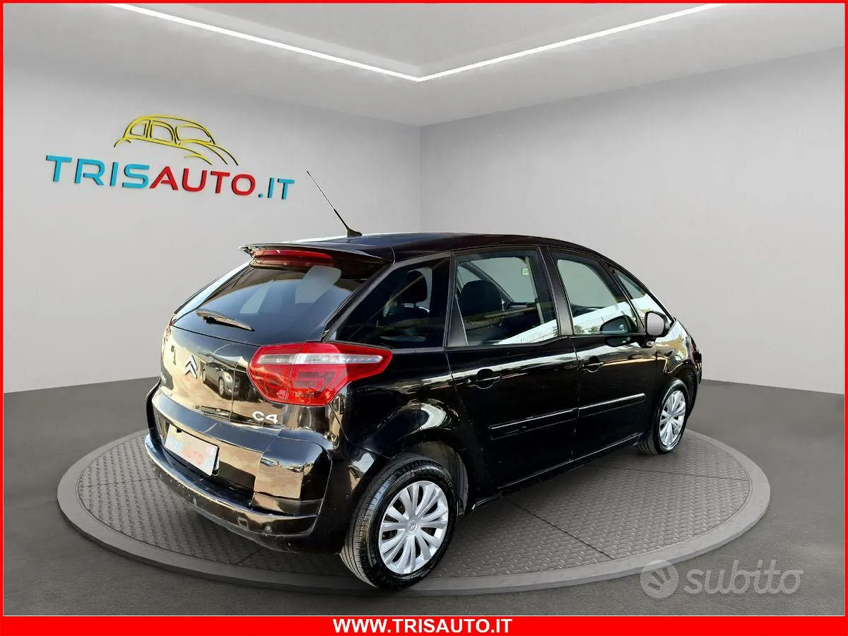 Citroen C4 Picasso 2010 photo 4