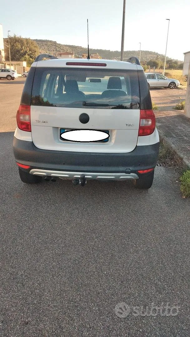 Skoda Yeti 2011 photo 2