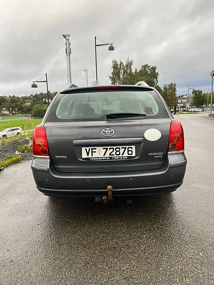 Toyota Avensis 2005 photo 5