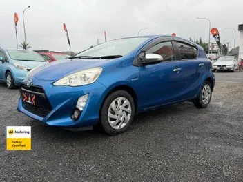 Toyota Aqua 2015 photo 4