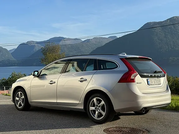 Volvo V60 2016 photo 5