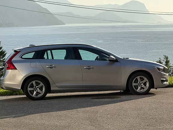 Volvo V60 2016 photo 4