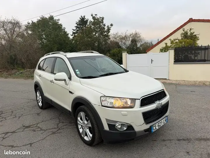 Chevrolet Captiva 2012 photo 3