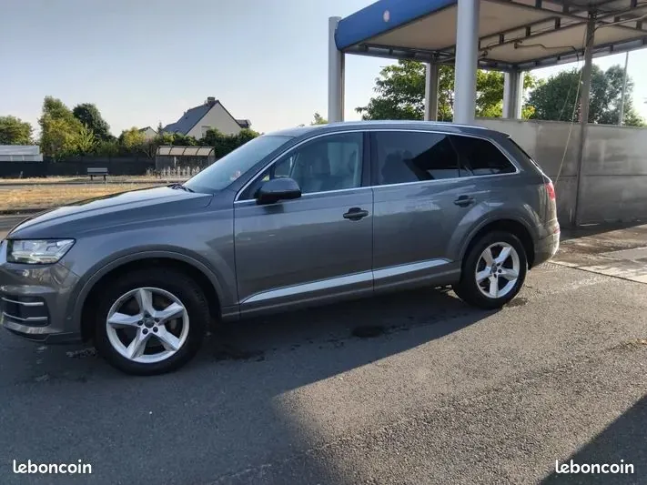 Audi Q7 2016 photo 2