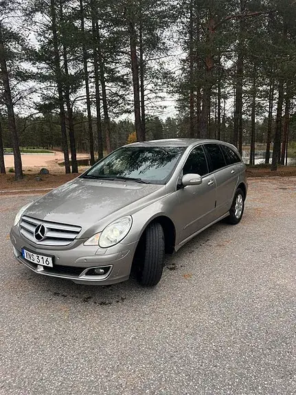 Mercedes-Benz R320