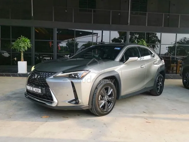 Lexus Ux200