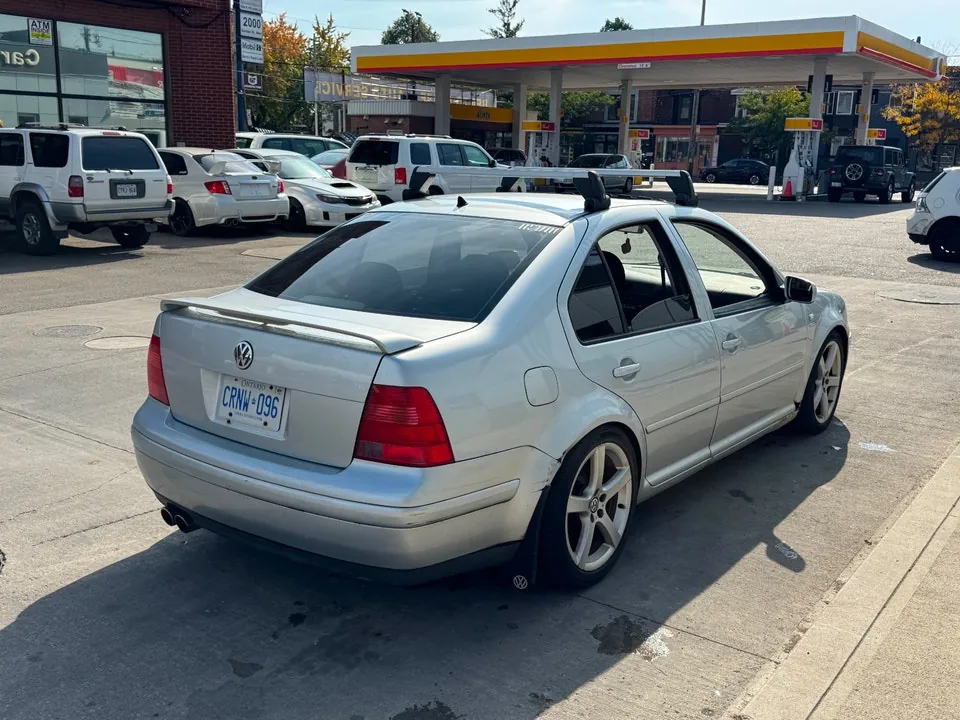 Volkswagen Jetta 2003 photo 2