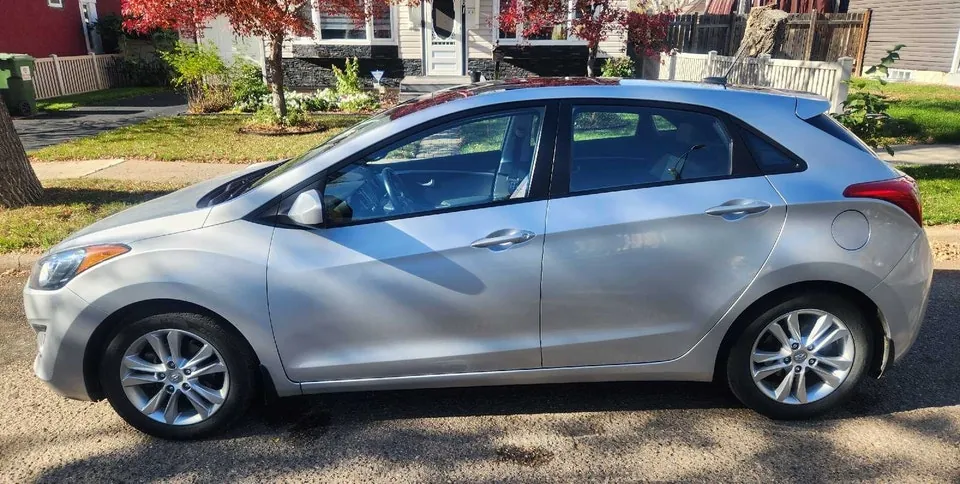 Hyundai Elantra 2013 photo 4