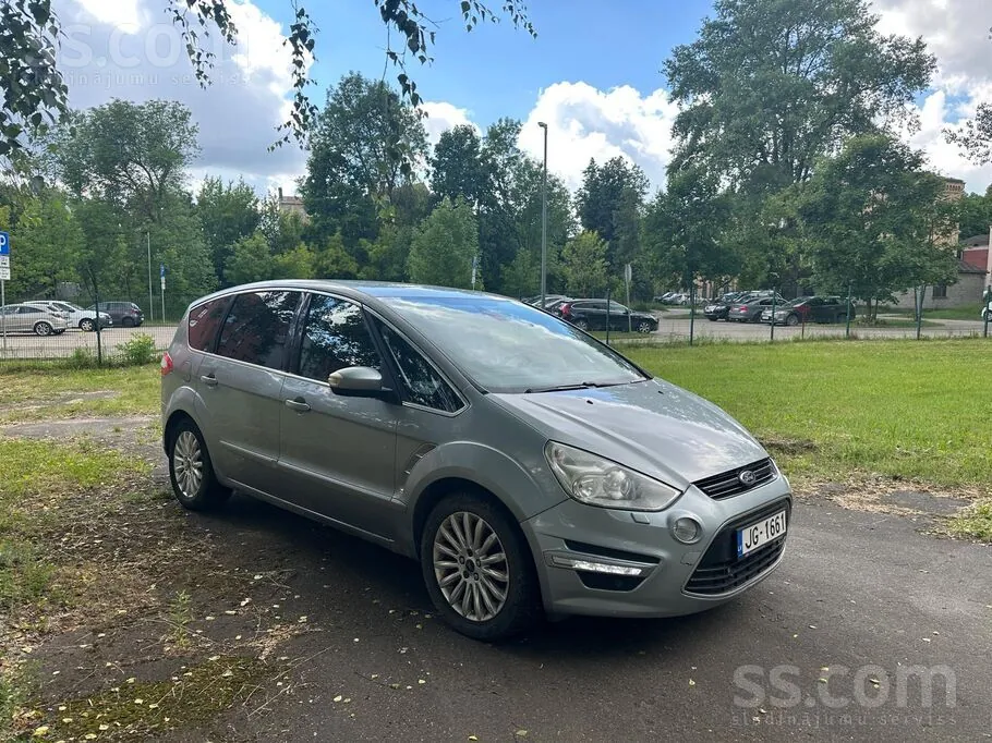 Ford S-Max 2013 photo 2