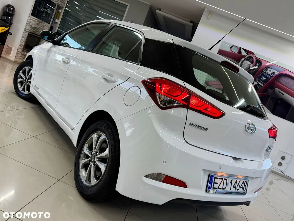 Hyundai I20 2015 photo 4