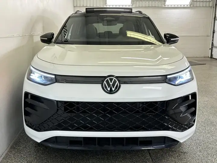 Volkswagen Tiguan 2026 photo 2