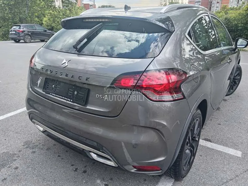 DS Automobiles 4 2016 photo 2