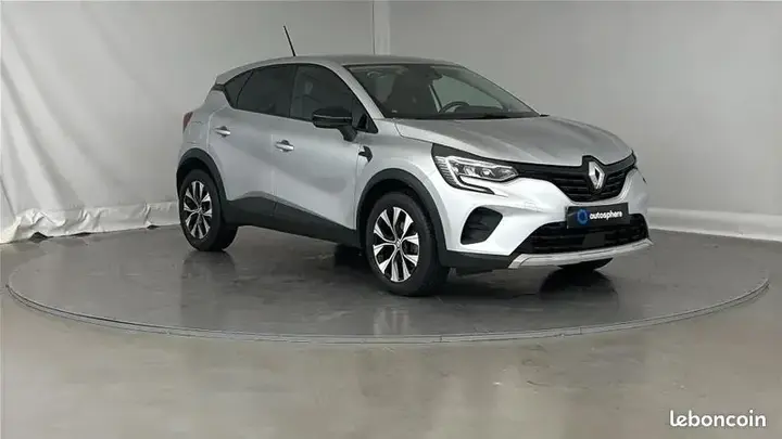 Renault Captur 2024 photo 3