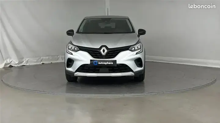 Renault Captur 2024 photo 2