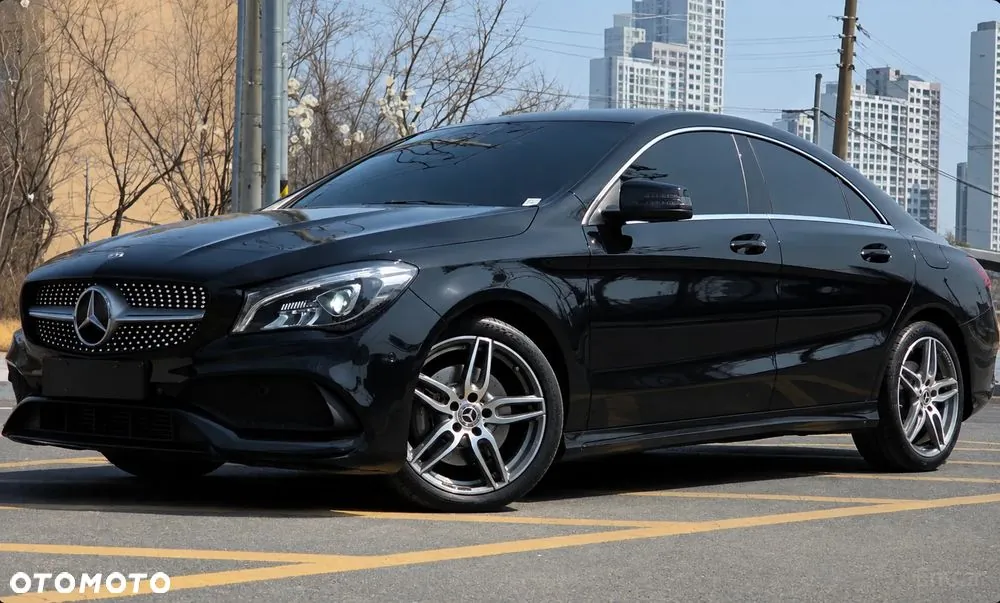 Mercedes-Benz Cla 220 Amg Line