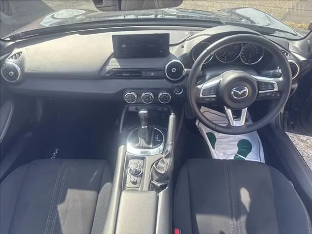 Mazda Roadster 2024 photo 3