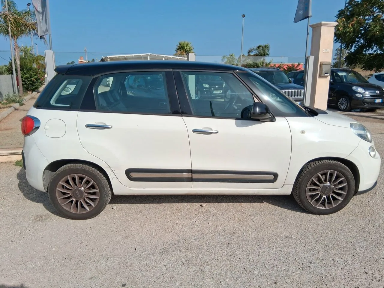 Fiat 500L 2013 photo 4