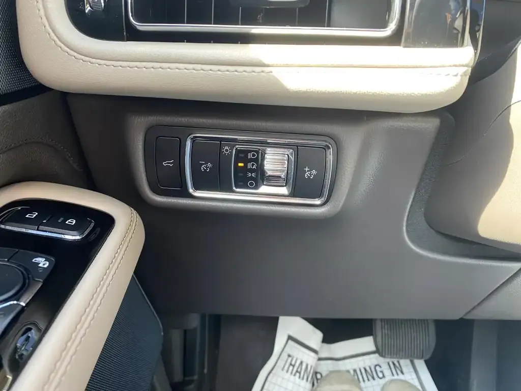Lincoln Aviator 2023 photo 5