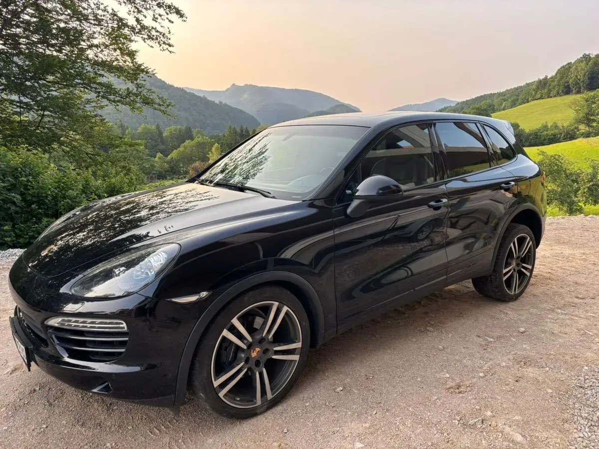 Porsche Cayenne 2013 photo 3