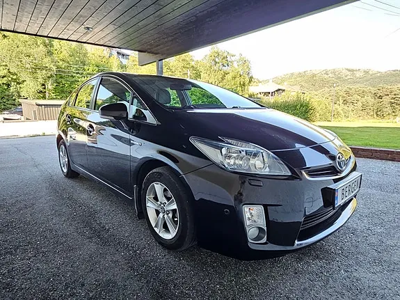 Toyota Prius 2011 photo 3
