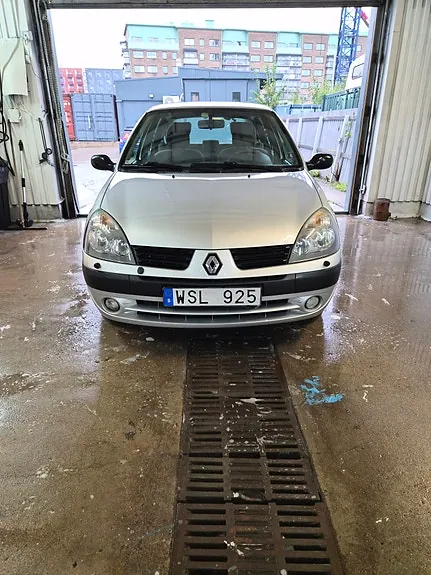 Renault Clio 2005 photo 4