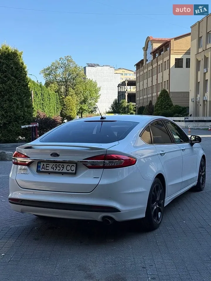 Ford Fusion 2017 photo 3