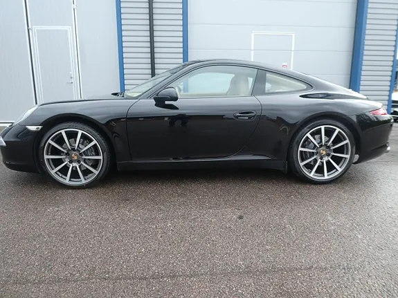 Porsche 911 2012 photo 2
