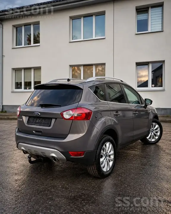 Ford Kuga 2011 photo 4