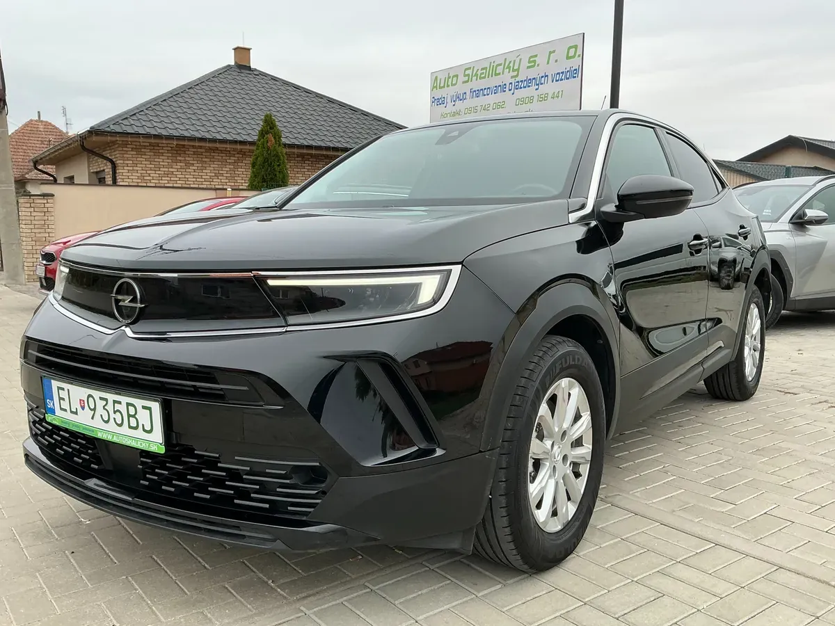 Opel Mokka-E 2021 photo 2