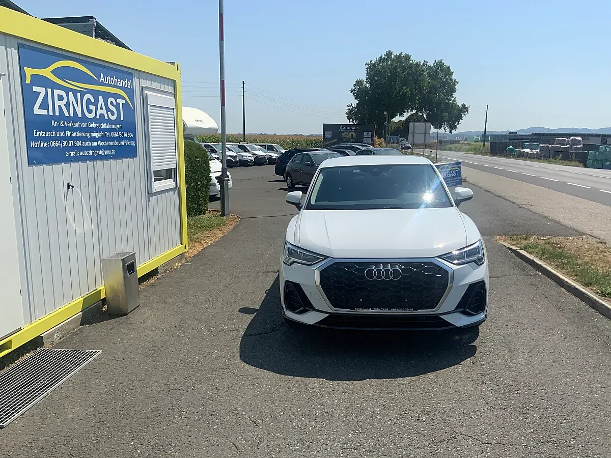 Audi Q3 2020 photo 2