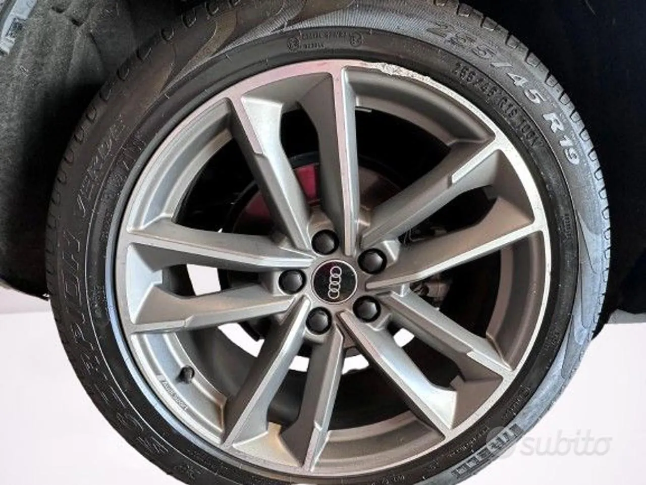 Audi Q3 2022 photo 5