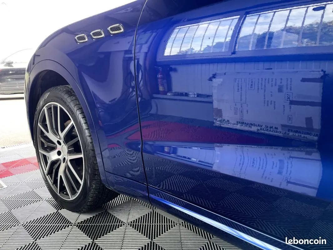 Maserati Levante 2017 photo 3