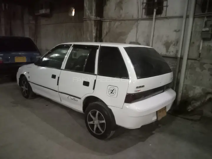 Suzuki Cultus