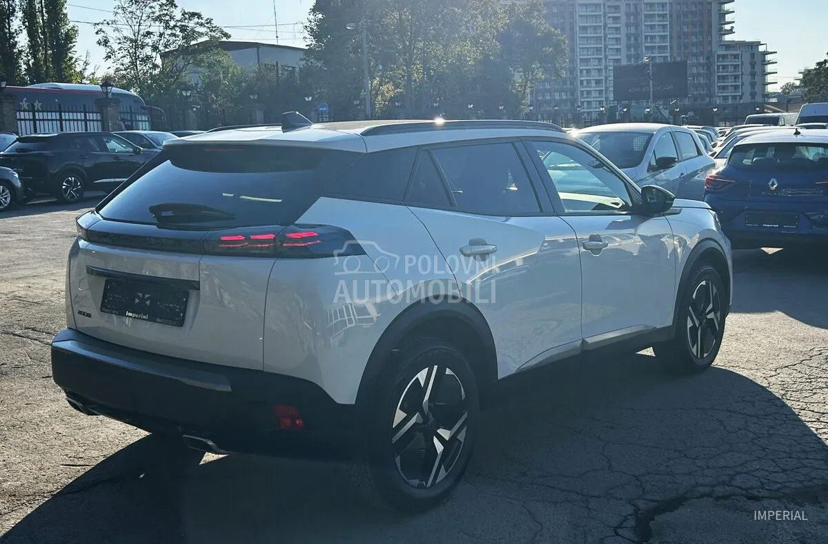 Peugeot 2008 2023 photo 5