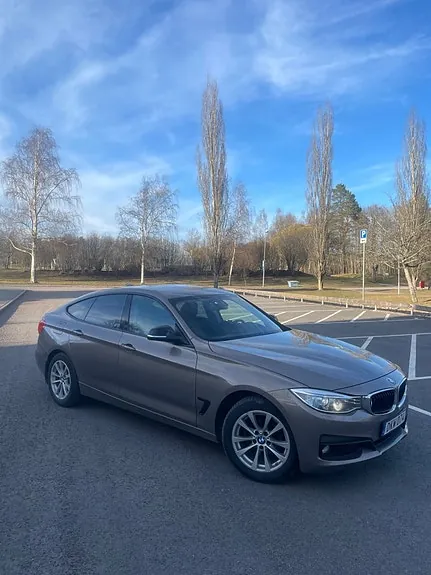BMW 320 2015 photo 3